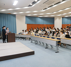 卒業記念講演会